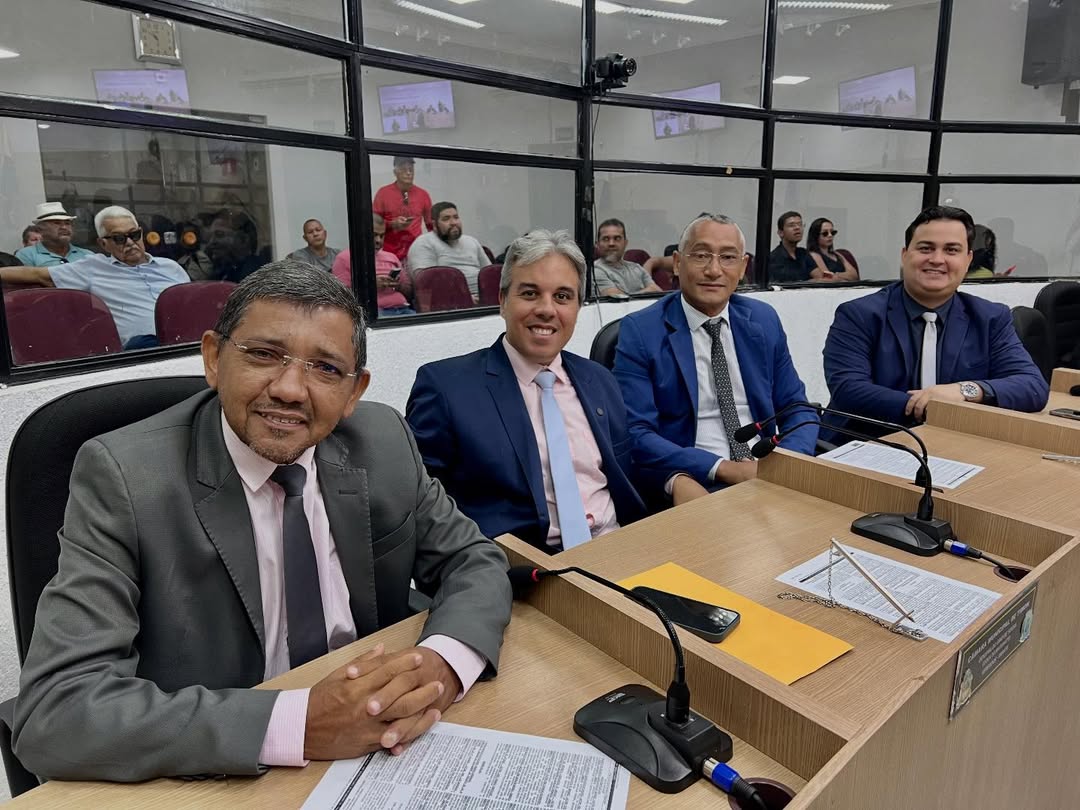 Câmara Municipal de Timon aprova títulos honoríficos, projetos e indicações durante Sessão Ordi...