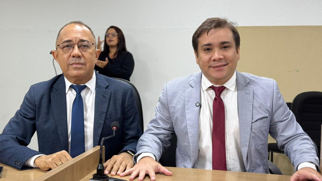 Após discussão mais ampla entre secretaria, sindicato e o prefeito Rafael, Câmara aprova projet...