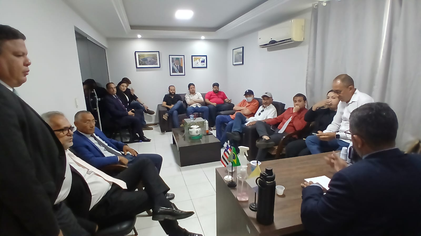 Câmara Municipal de Timon discute intervenções na BR-226 em reunião com o DNIT