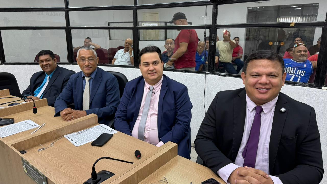 Após discussão mais ampla entre secretaria, sindicato e o prefeito Rafael, Câmara aprova projet...