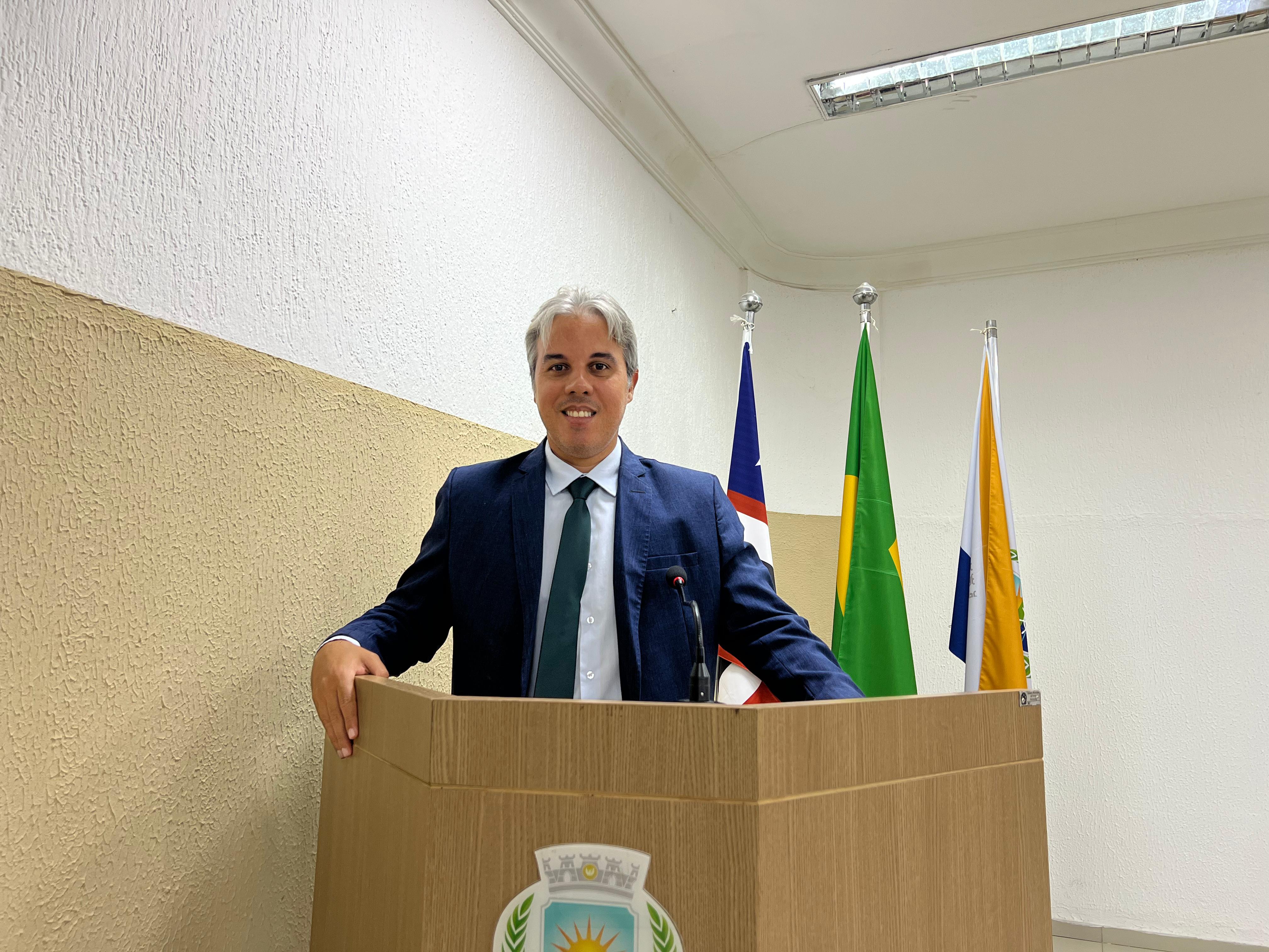 Câmara aprova decretos com homenagens à personalidades com relevantes serviços prestados a Timo...
