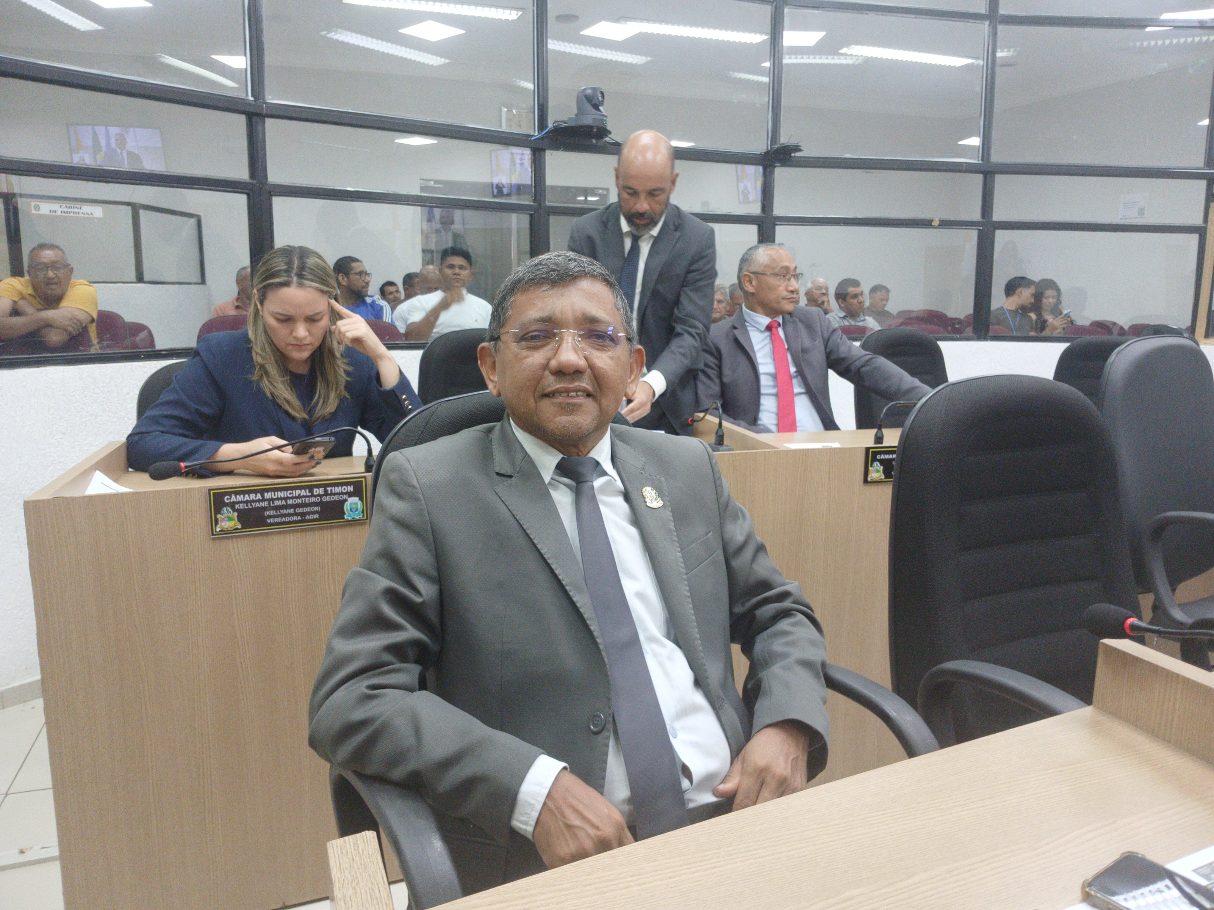 Câmara de Timon aprova Título de Cidadão a ex-vereador e delibera sobre indicações e pedidos de...