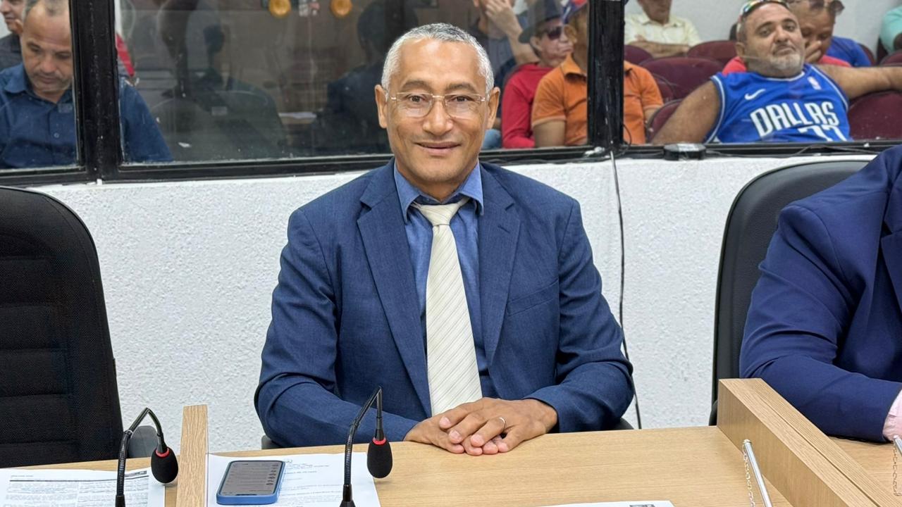 Após discussão mais ampla entre secretaria, sindicato e o prefeito Rafael, Câmara aprova projet...